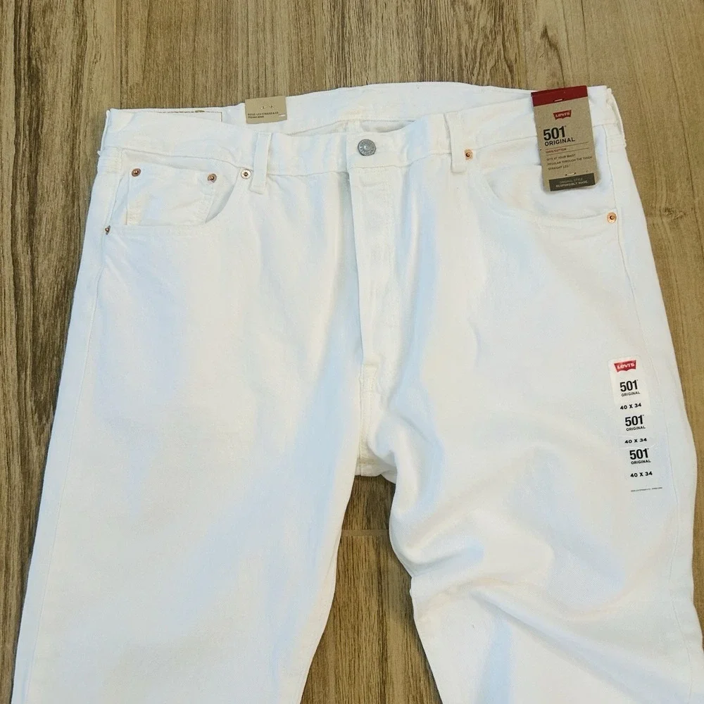 NWT Levi's 501 Original White  Denim Mens Jeans Size 40x34 New Button Fly